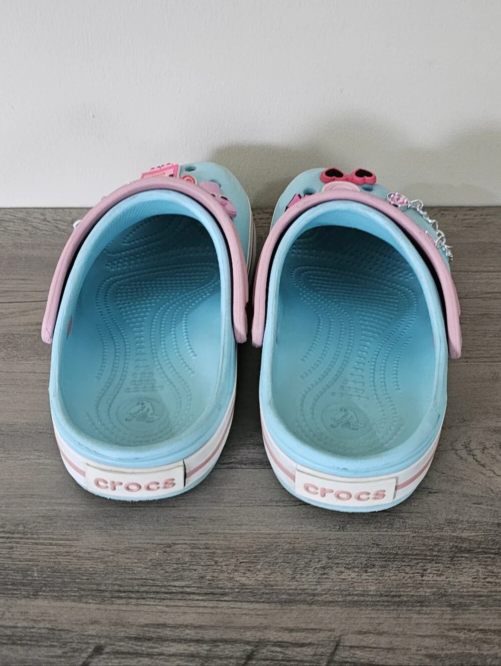 CROCS Kid Light Blue Clog Sandal Pink Trim Charms Girl J 3 Hello Kitty Minecraft